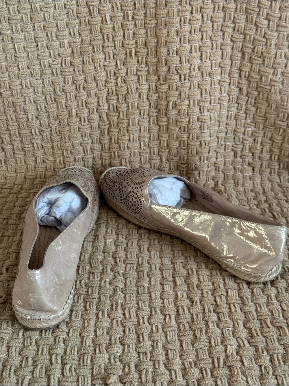 Vince Camuto Beige Laser-Cut Espadrille Flats - Picture 3 of 5